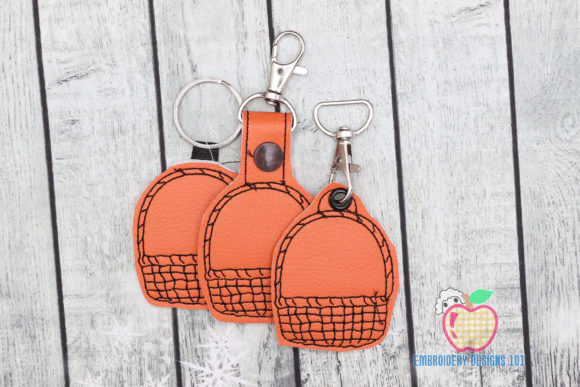 Wooden Vegetable Basket ITH Key Fob